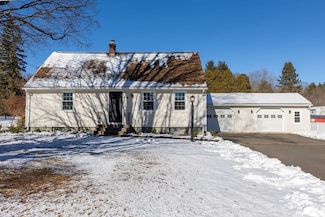 9 Edwill Rd, East Longmeadow, MA 01028