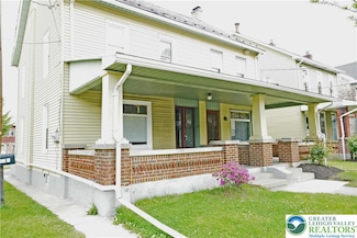 543 Chestnut St, Emmaus, PA 18049