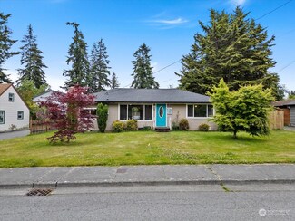 5617 East Dr, Everett, WA 98203