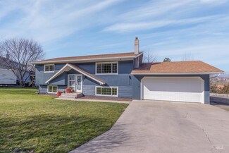 2614 Echo Hills Dr, Lewiston, ID 83501