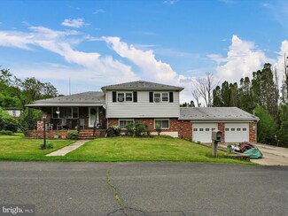 1050 Donna Rd, Orwigsburg, PA 17961