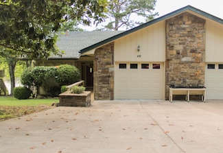 48 Majorca Dr, Hot Springs Village, AR 71909
