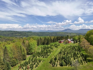 1202 Cotton Rd, Lyndonville, VT 05851