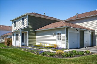 371 Lenora Ln Unit PVT, Webster, NY 14580