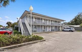 1664 Beach Blvd Unit 11, Biloxi, MS 39531