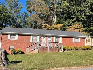 904 Kate St Unit 906, Lexington, NC 27292