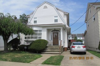 36 N Atherton Ave, Kingston, PA 18704