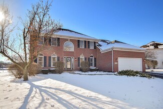 790 Inverness Dr, Aurora, IL 60504
