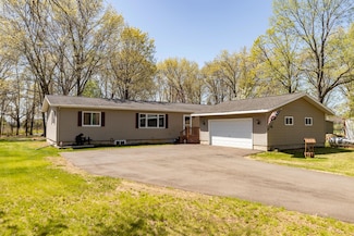 15365 669th St, Wabasha, MN 55981