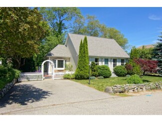 29 Gray Ct, Rye, NH 03870