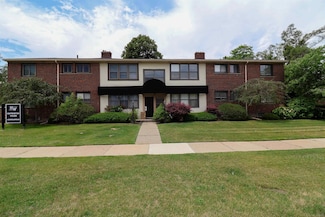 25863 Woodward Ave Unit 202, Royal Oak, MI 48067