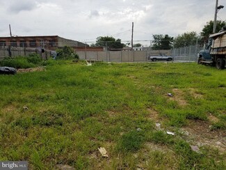 39 E Somerset St, Philadelphia, PA 19134