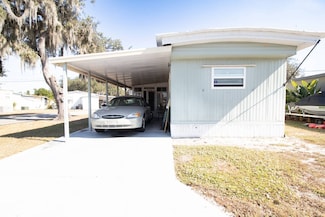 43 Charles Dr, Winter Haven, FL 33880