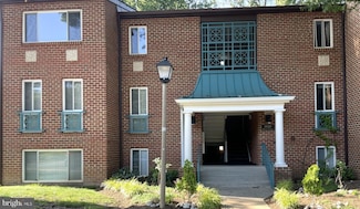 11820 Breton Ct Unit 22-D, Reston, VA 20191