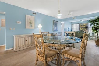 29 Plantation Dr Unit 202, Vero Beach, FL 32966