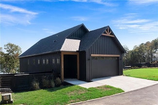 130 Marina Parc Dr, Waleska, GA 30183