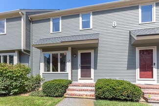 8 Deer Path Unit 4, Maynard, MA 01754