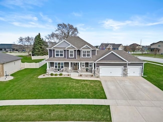 10005 Wisteria Ln, Saint John, IN 46373