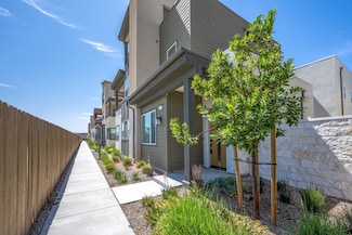 26915 Goldfinch Ln, Valencia, CA 91381