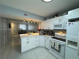 1817 SW 107th Ave Unit 1807, Miami, FL 33165