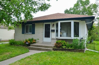 6311 W Boehlke Ave, Milwaukee, WI 53223