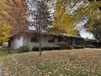 502 S Jackson St, Newton, IL 62448