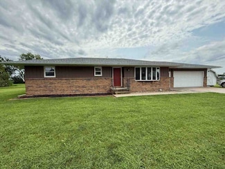 311 E Churchill St, Keswick, IA 50136