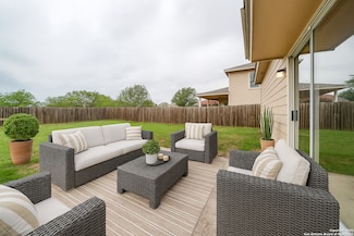 6926 Lunar Way, Converse, TX 78109