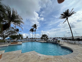 157 Yacht Club Way Unit 101, Hypoluxo, FL 33462
