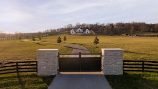 5495 Leipers Creek Rd, Franklin, TN 37064