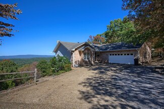 112 E Villena Dr, Hot Springs Village, AR 71909