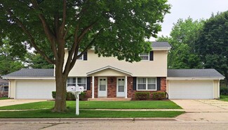 752 Imperial Ct, West Bend, WI 53095