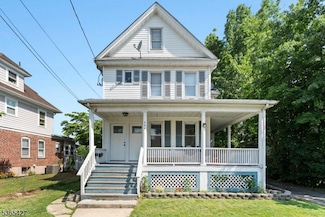 354 W 2nd St, Bound Brook, NJ 08805