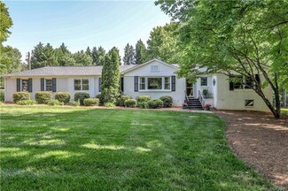7826 Meadowview Ln, Charlotte, NC 28270