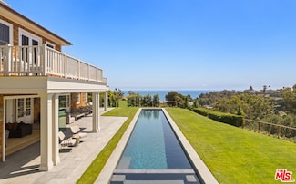 525 Spoleto Dr, Pacific Palisades, CA 90272