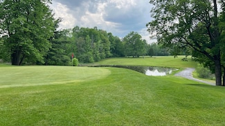 24 Golf Course Rd, Plattsburgh, NY 12903