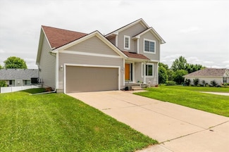 6825 Star View St, Des Moines, IA 50320