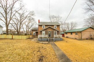 307 Grant Ave, Dixon, IL 61021