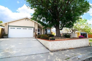 10315 Fasano Dr, Lakeside, CA 92040