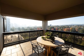 10445 Wilshire Blvd Unit 904, Los Angeles, CA 90024