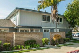 4676 Vista Bahia Dr Unit 2, Huntington Beach, CA 92649