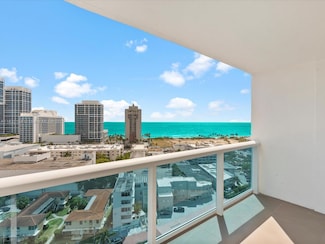 6770 Indian Creek Dr Unit PH-R, Miami Beach, FL 33141