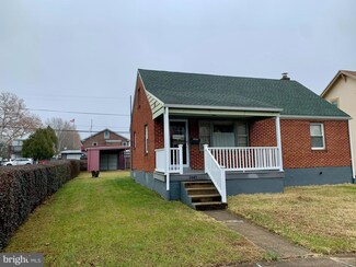 1447 Luzerne St, Reading, PA 19601