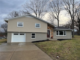 33 Witherow St, Punxsutawney, PA 15767