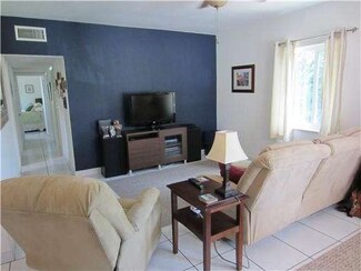 1523 NE 176th St, North Miami Beach, FL 33162