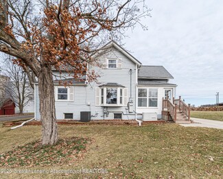 308 Washington St, Sunfield, MI 48890