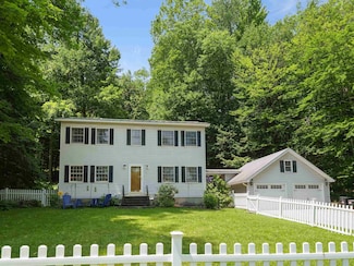 133 Dorr Dr, Rutland, VT 05701