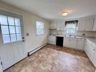 494 Winnacunnet Rd Unit E, Hampton, NH 03842