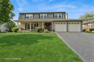 1700 Bolson Dr, Downers Grove, IL 60516
