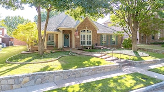 510 Weeping Willow Rd, Garland, TX 75044